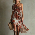 Dawn - Rochie midi din șifon cu imprimeu abstract, model boho, pe un umăr, cu imprimeu marmorat neregulat și petrecut — imagine 1