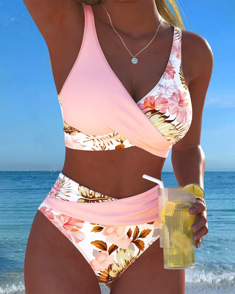 Freya - bikini cu imprimeu floral contrastant și crăpătură — imagine 1