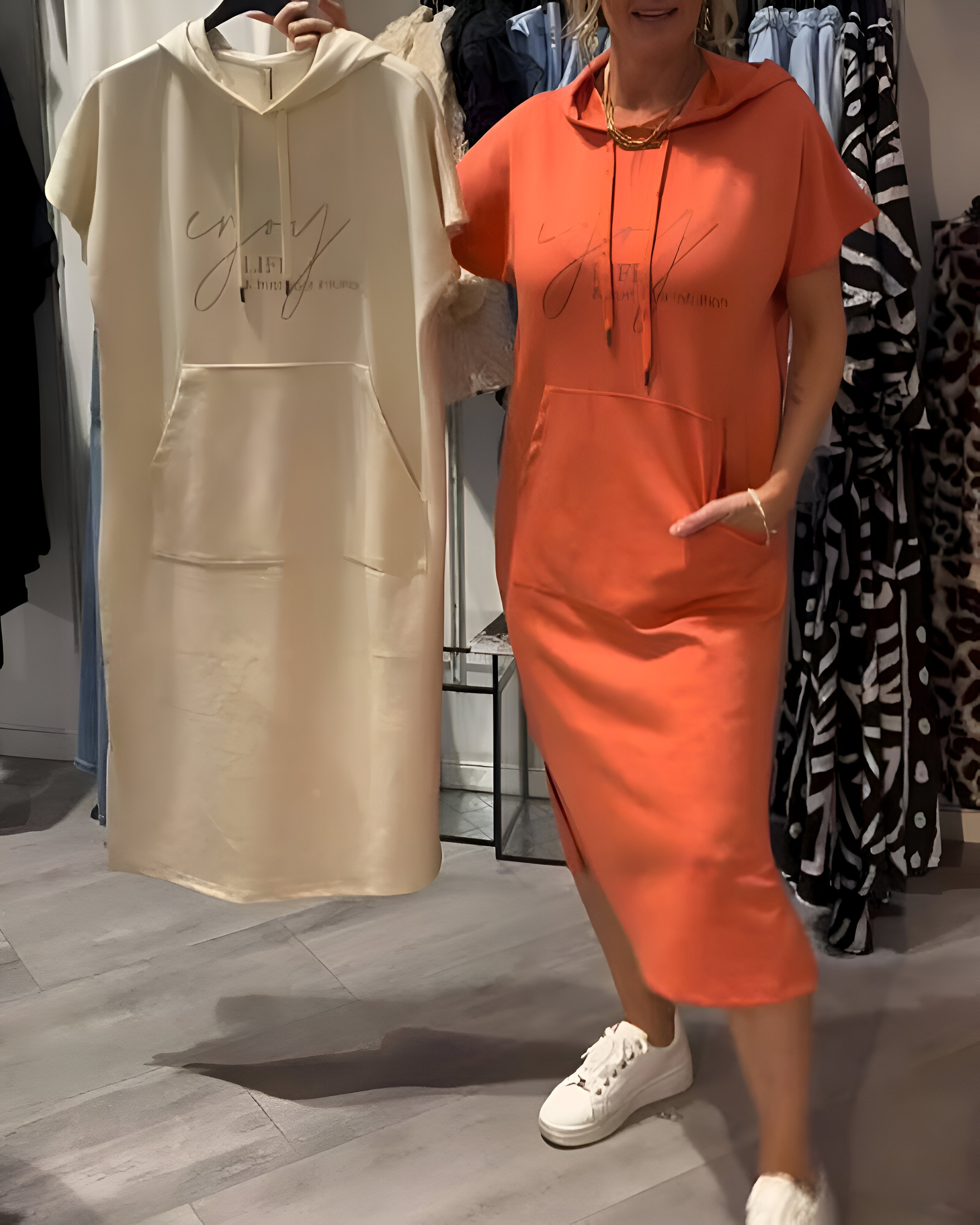 Gabriella - rochie casual cu glugă — imagine 2