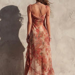 Jamie - Rochie florală asimetrică cu crăpătură și volane — imagine 3