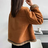 Jordan - Jachetă din shearling cu nasturi — imagine 4