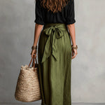 Lyla - set din două piese: tricou negru și fustă midi verde măsliniu — imagine 4
