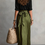 Lyla - set din două piese: tricou negru și fustă midi verde măsliniu — imagine 4