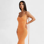 Natalie - o rochie care celebrează formele — imagine 13