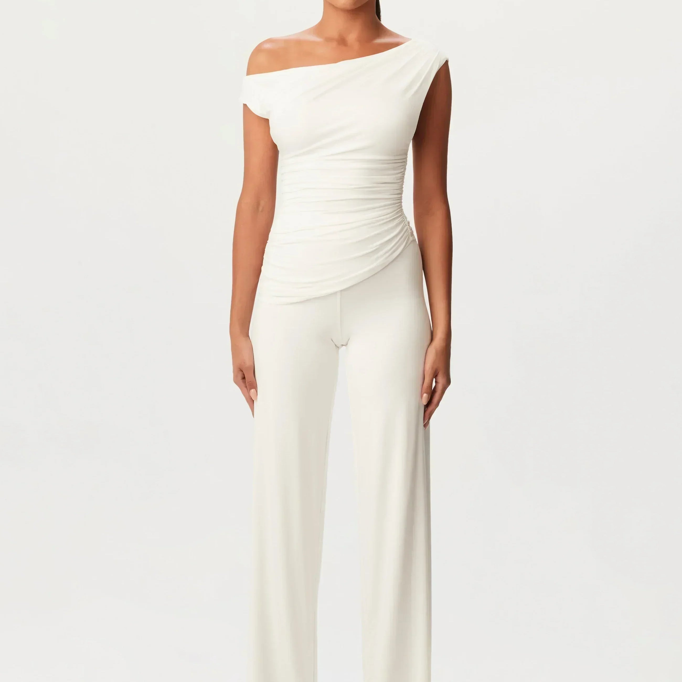 Robin Ember - set asimetric elegant — imagine 1