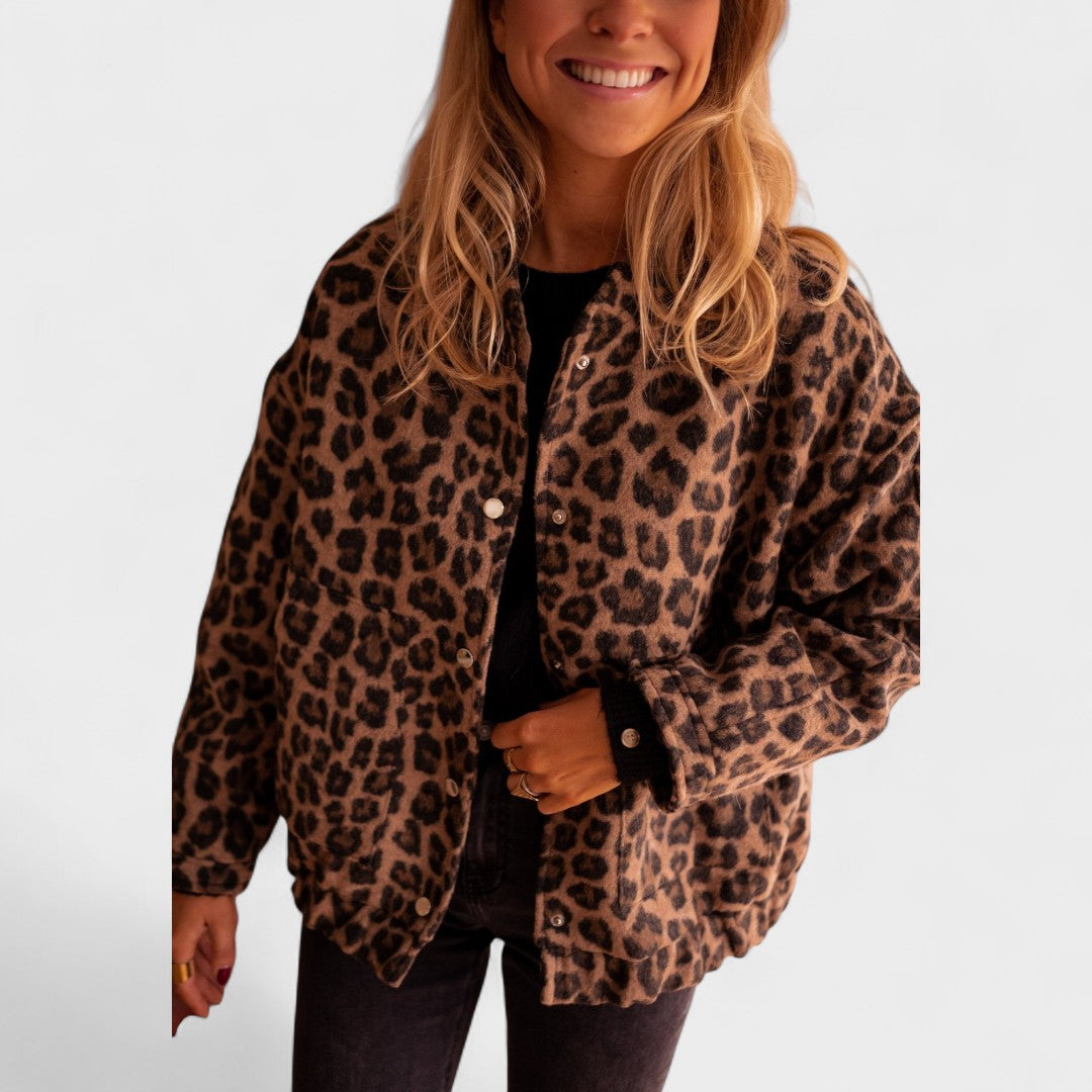 Rosa - jachetă modernă cu imprimeu leopard — imagine 9