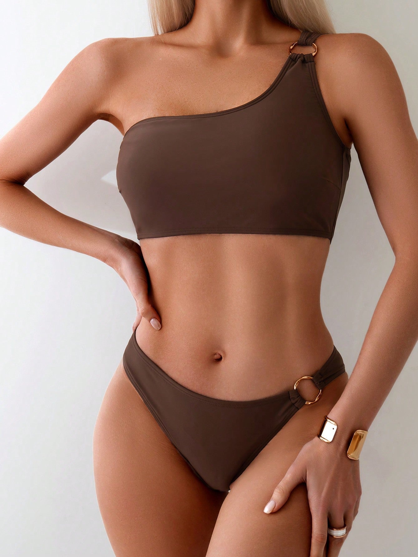 Vară - bikini pe un umăr cu inel — imagine 4